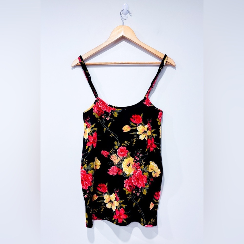 SHEIN Black floral tank top